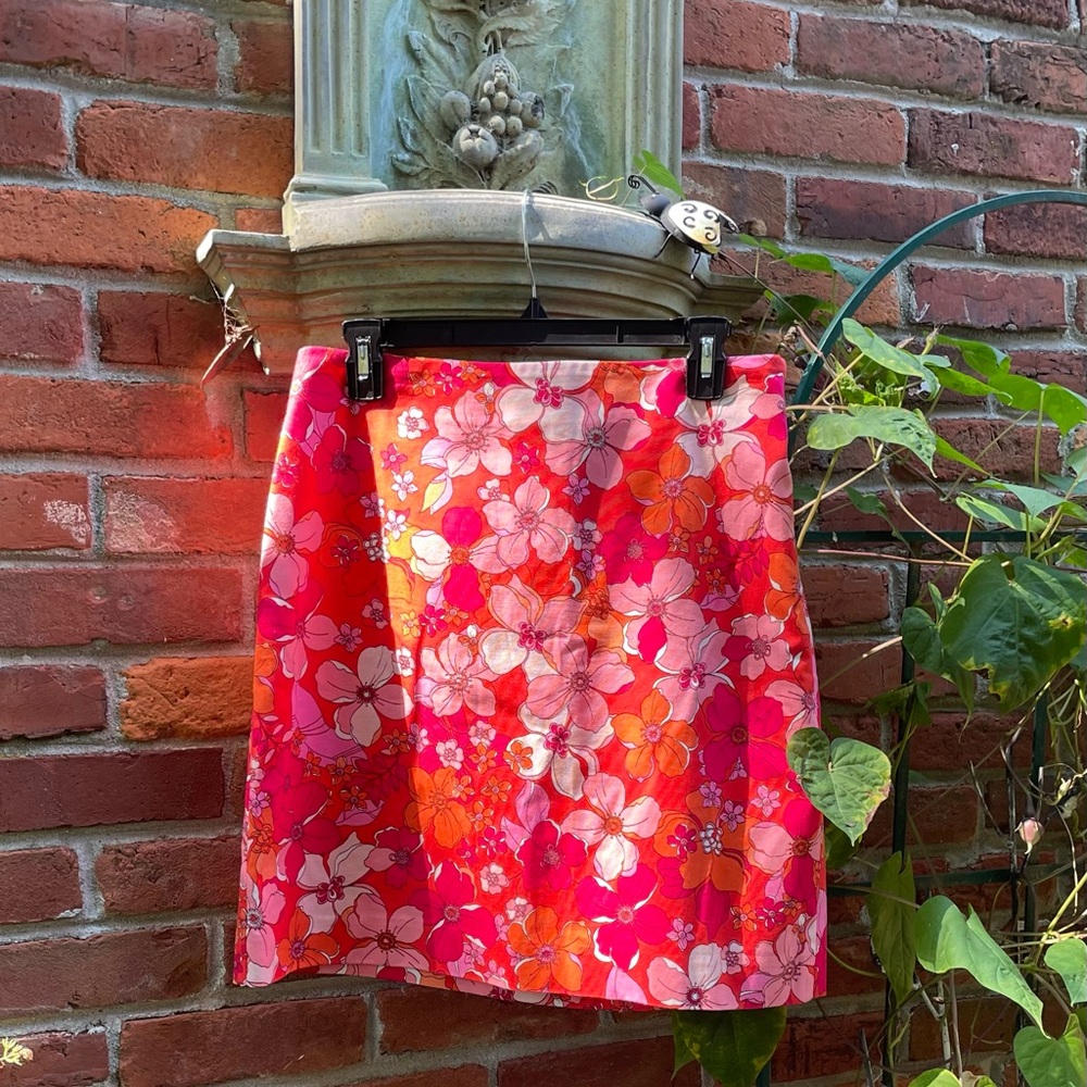 TALBOTS Vibrant Floral Skirt Size 8